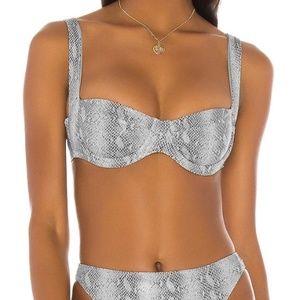 NWT - SKIN by SAME Bra Bikini Top in Black and White